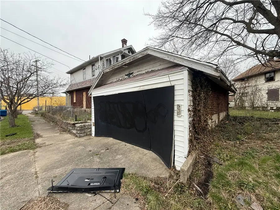 2 E Hudson Avenue, Dayton, OH 45405 - #2