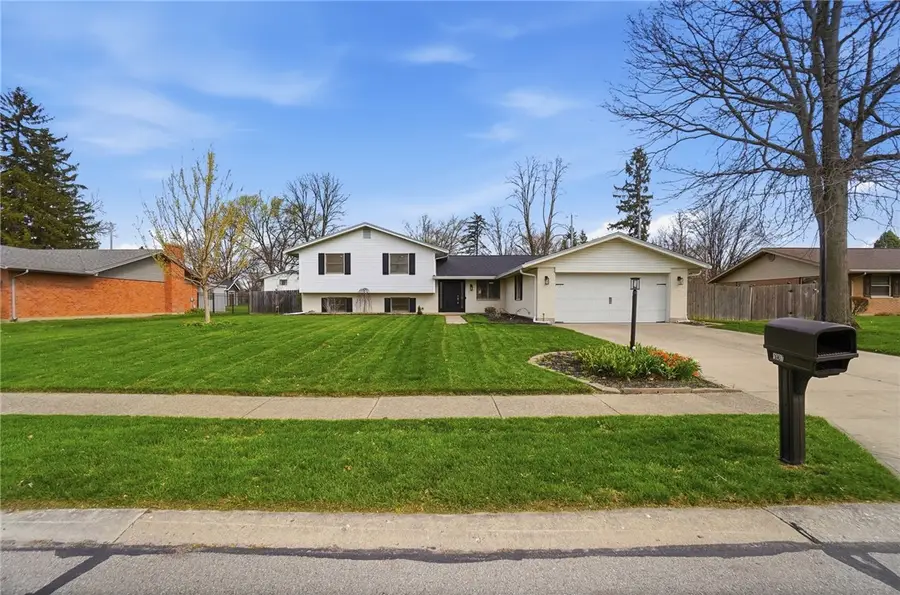 1007 Hyde Park Drive, Centerville, OH 45429 - #2