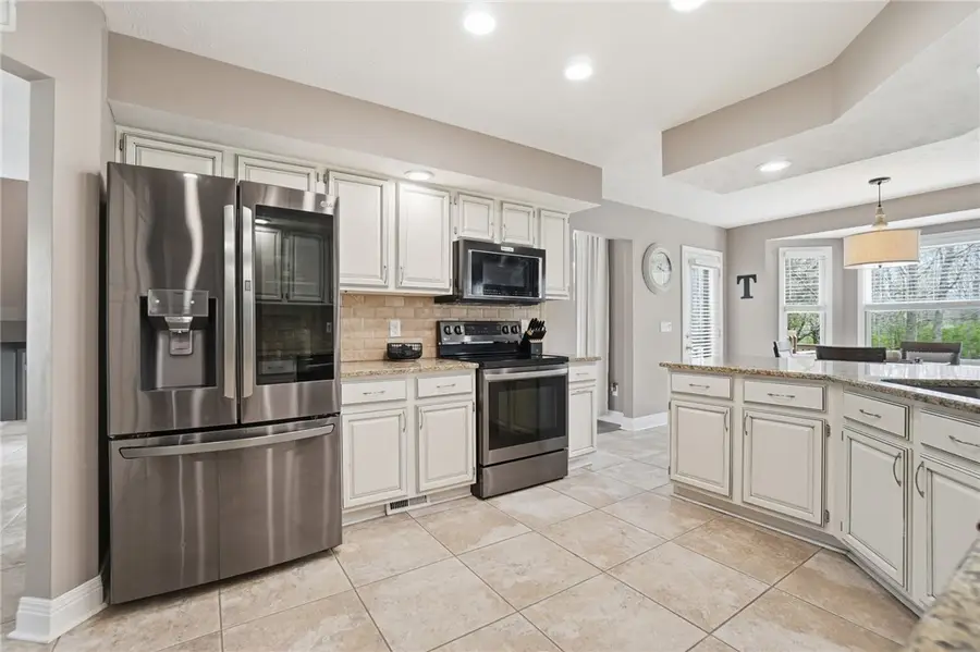 30 Lakeside Drive, Springboro, OH 45066 - #3