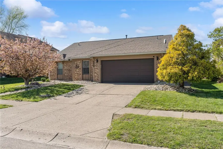 6409 Prairie Creek Court, Huber Heights, OH 45424 - #3