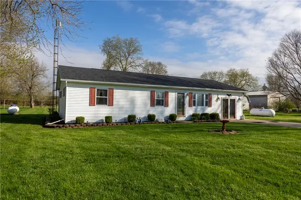 4141 Russia Houston Road, Houston, OH 45333