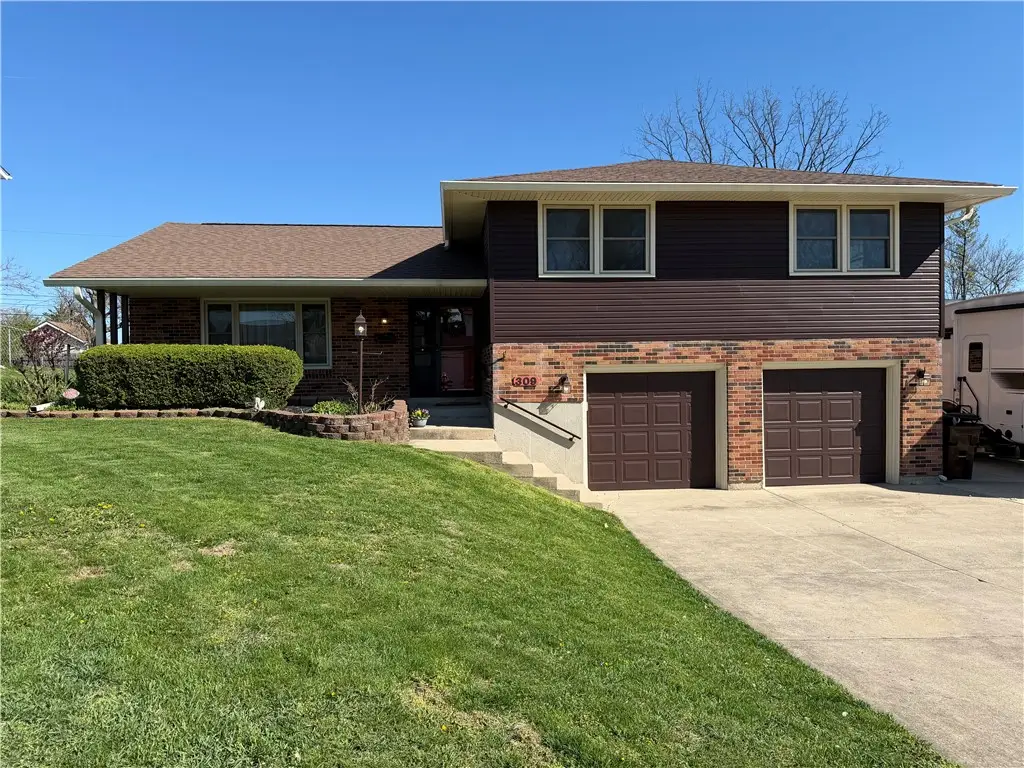 309 Bowman Drive, Fairborn, OH 45324 - #1