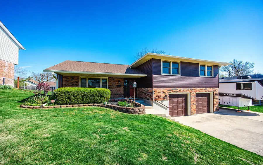 309 Bowman Drive, Fairborn, OH 45324 - #3