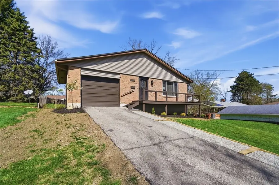 1337 Heatherdale Drive, Kettering, OH 45429 - #3