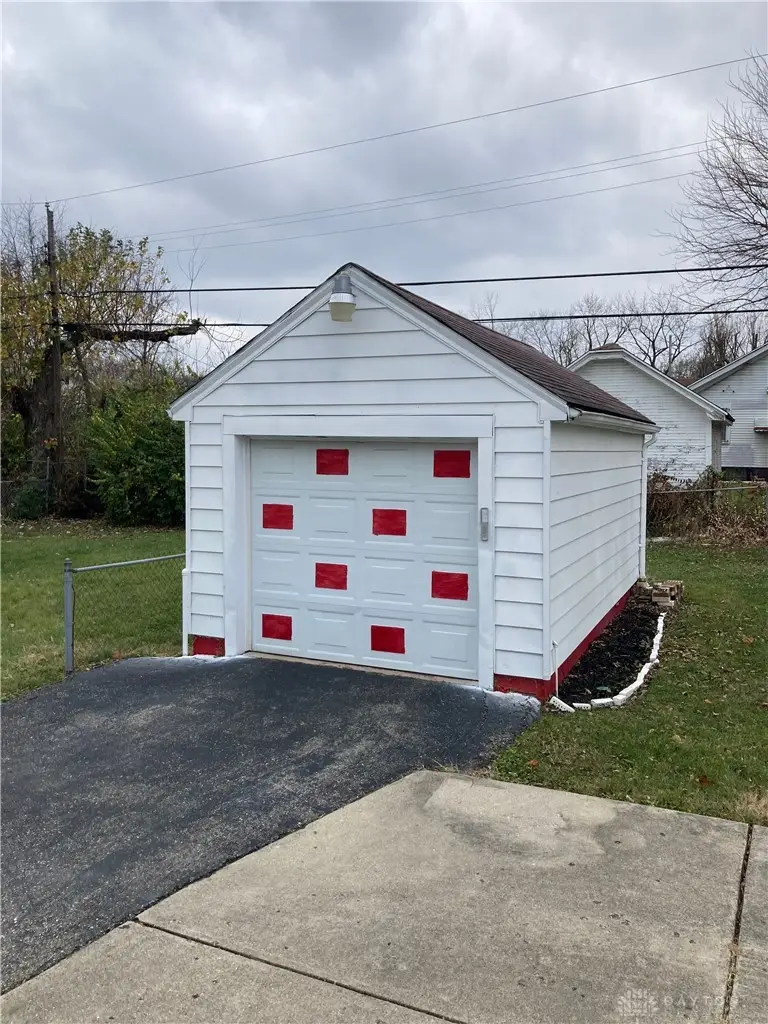 425 Elmhurst Road, Dayton, OH 45417 - #3