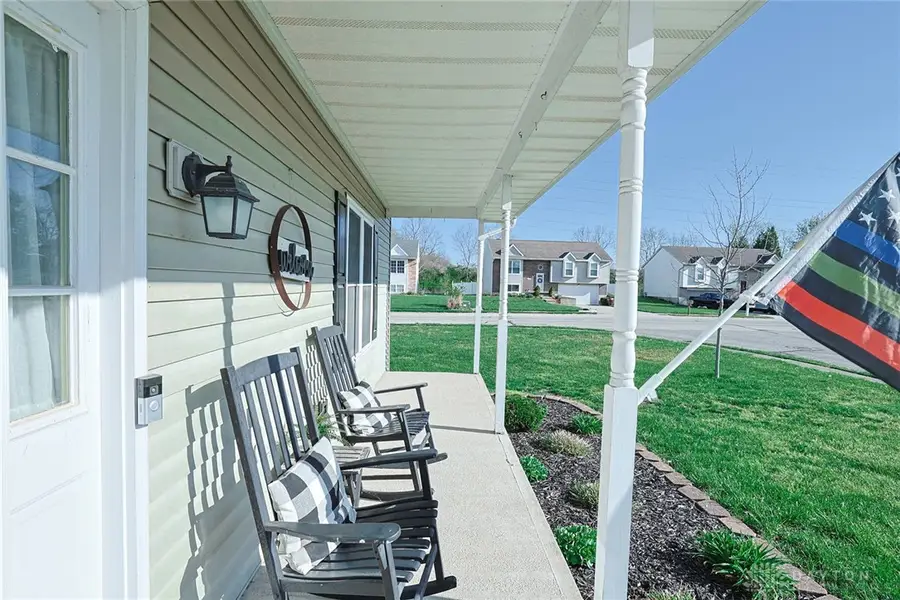 615 Saint James Place, Trenton, OH 45067 - #3