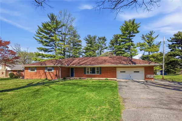 814 Wellington Drive, Springfield Twp, OH 45506