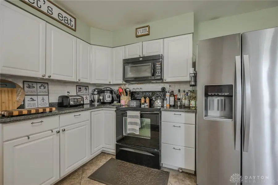 303 Villa Drive, New Carlisle, OH 45344 - #2