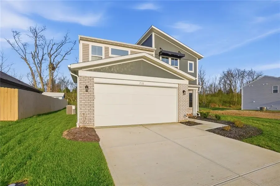 710 Deerhurst Drive, Vandalia, OH 45377 - #3