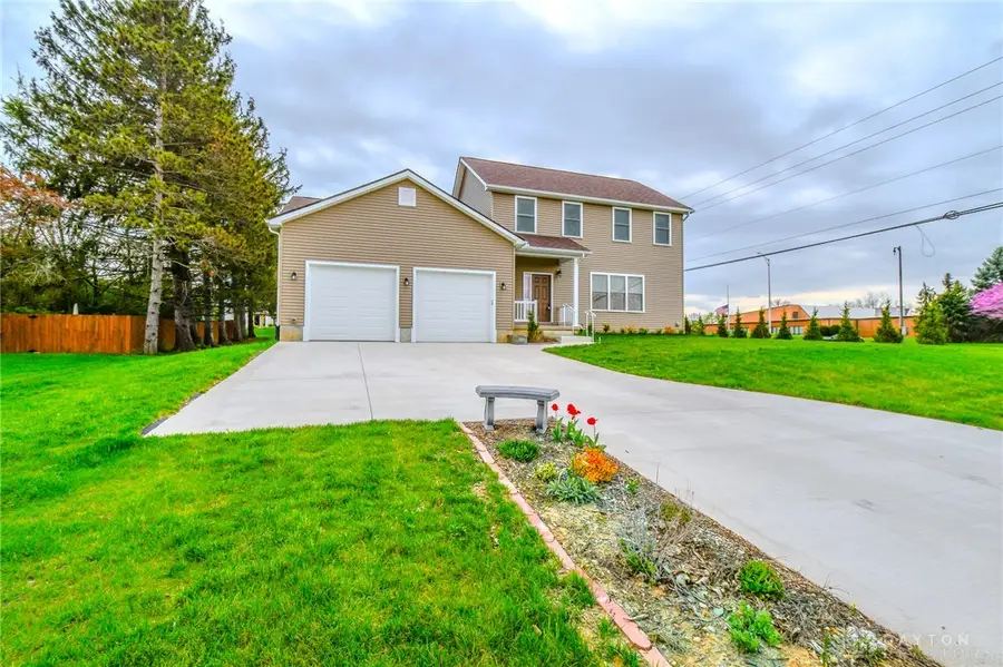 4487 Straight Arrow Rd, Beavercreek, OH 45430 - #2