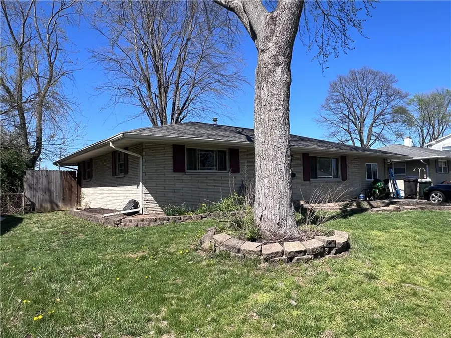 113 Savoy Avenue, West Carrollton, OH 45449 - #3