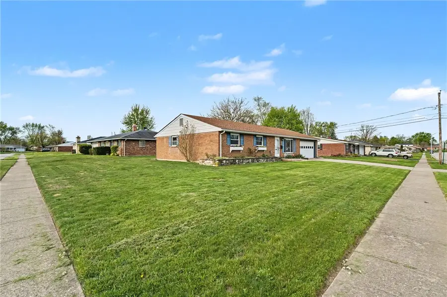 301 Porter Drive, Englewood, OH 45322 - #3