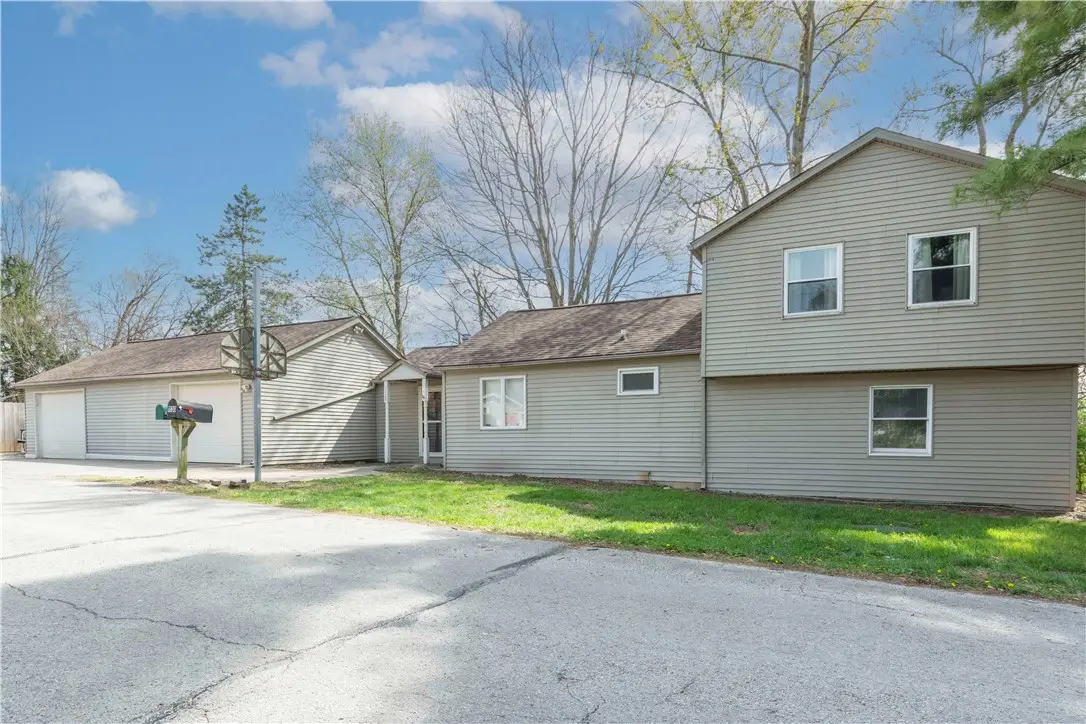 1129 N Middle Drive, Greenville, OH 45331 - #1