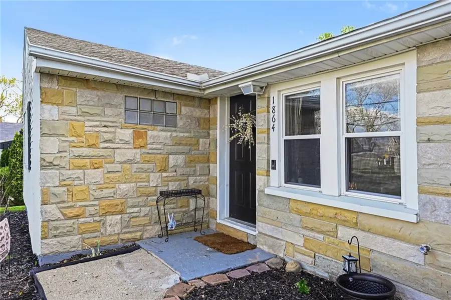 1864 Burrowes Boulevard, Fairborn, OH 45324 - #3