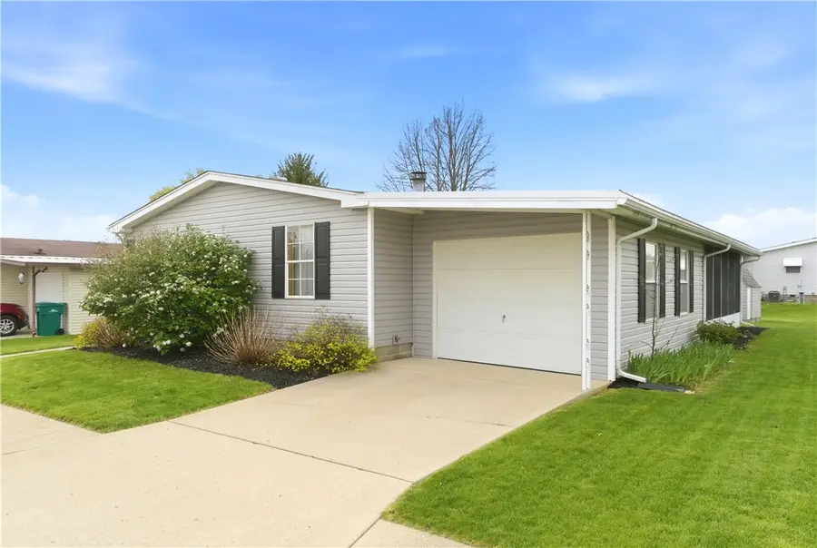 126 South Point Drive, Fairborn, OH 45324 - #2