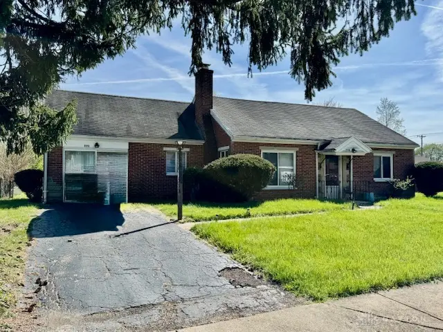220 E Sunrise Avenue, Trotwood, OH 45426 - #3