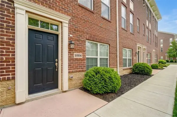 1004 Parklake Row, Springboro, OH 45066