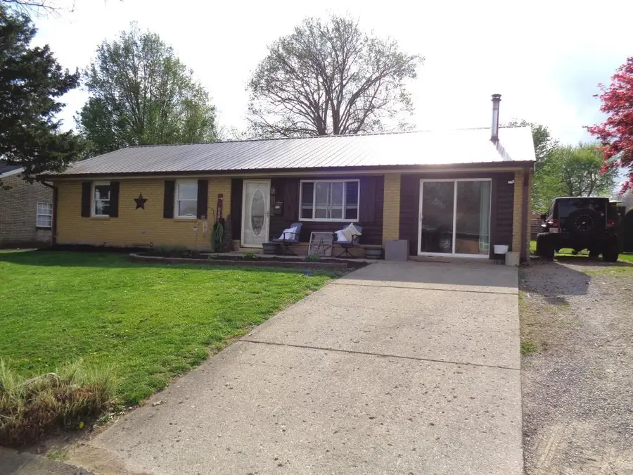 305 Donna Drive, Camden, OH 45311 - #3