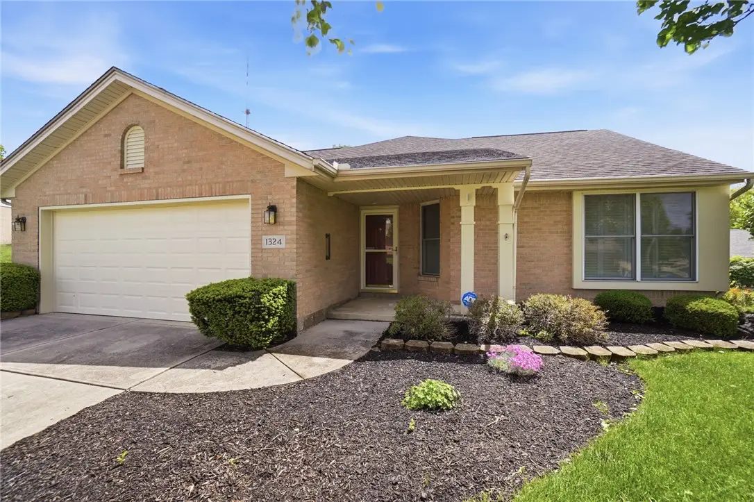 1324 Rosalind Drive, Miamisburg, OH 45342 - #1
