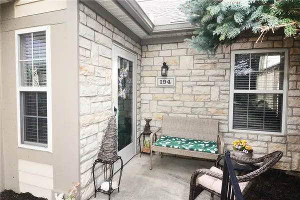 194 Villa Pointe Drive, Springboro, OH 45066