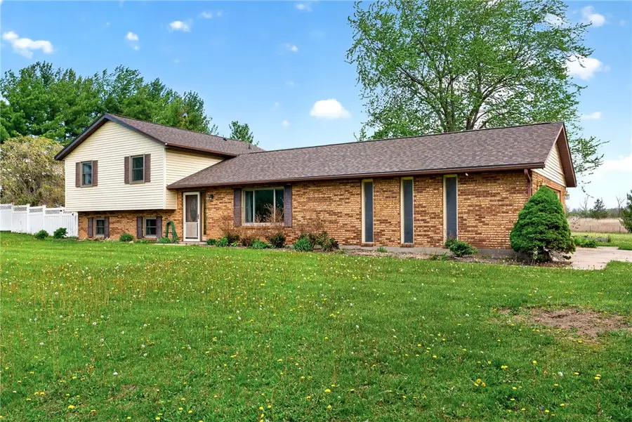 9367 Artz Road, Huber Heights, OH 45344 - #3