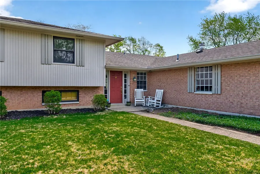 6120 Park Ridge Drive, Centerville, OH 45459 - #2