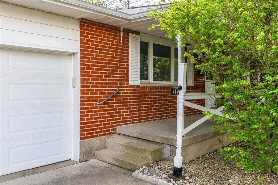 712 Hile Lane, Englewood, OH 45322 - #3