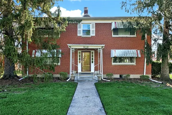 2110 Far Hills, Oakwood, OH 45419