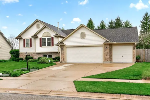 1359 Rose Lake Drive, Bellbrook, OH 45305
