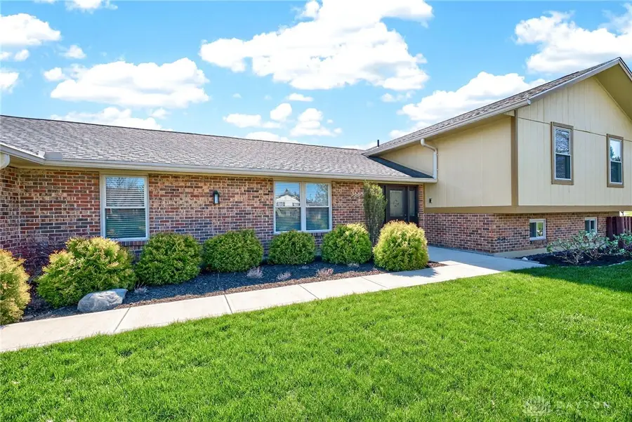 3665 Meadowcourt Drive, Beavercreek, OH 45431 - #3