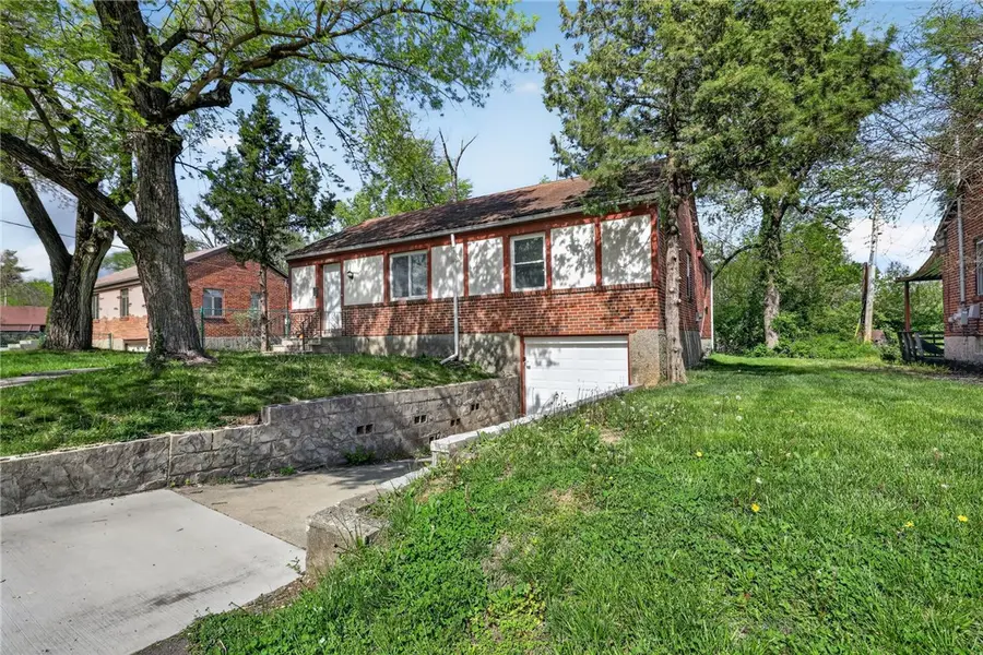 4220 Daleview Avenue, Shiloh, OH 45405 - #2