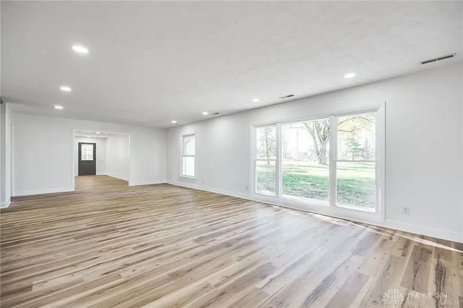9550 Paragon Road, Dayton, OH 45458 - #3