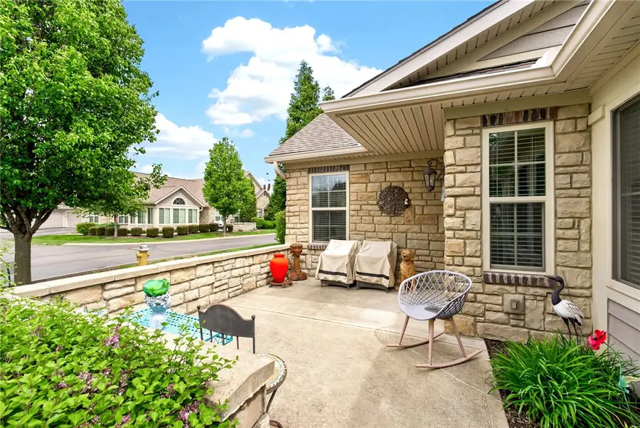 173 Scarborough Village Drive, Washington, OH 45458 - #3