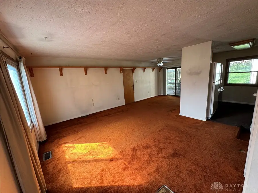 4089 Klepinger Rd., Fort McKinley, OH 45416 - #2