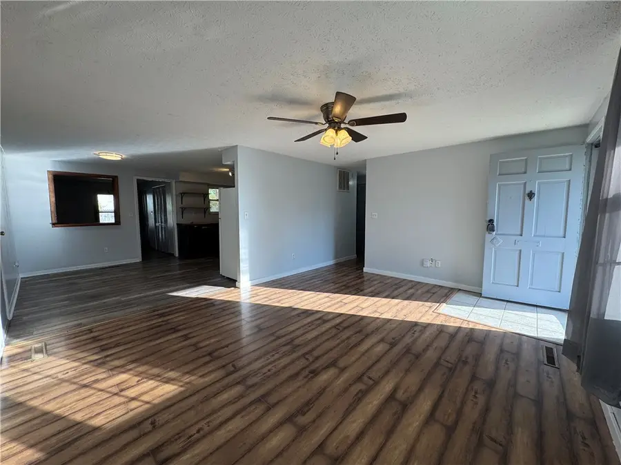 7176 Klyemore Drive, Huber Heights, OH 45424 - #3