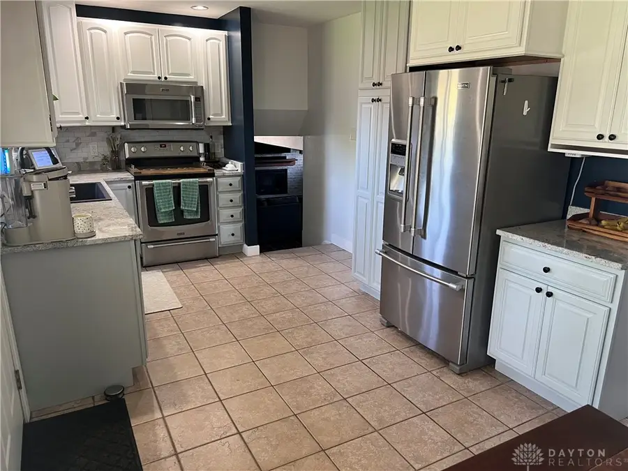 445 Goldleaf Avenue, Vandalia, OH 45377 - #2