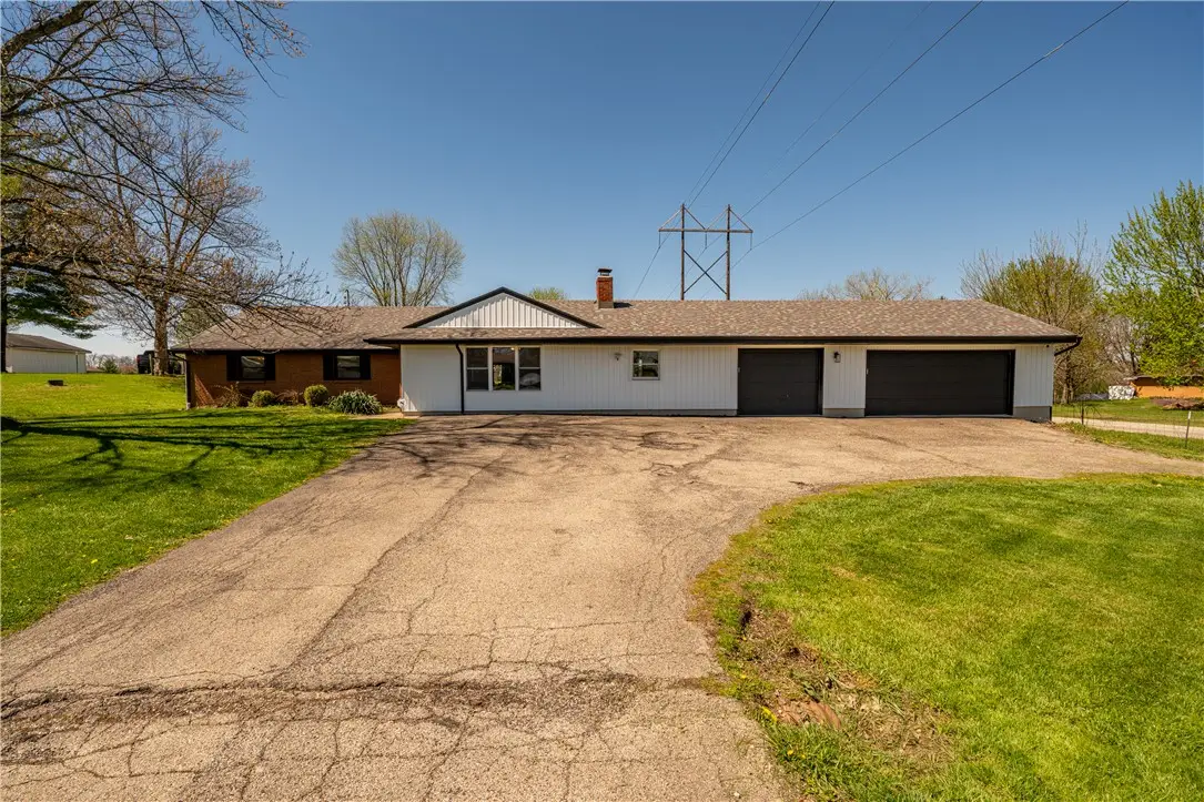 9853 Clearcreek Franklin Road, Franklin, OH 45342 - #1