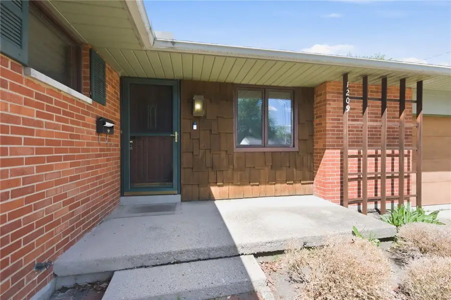 1209 Rose Bower Avenue, Dayton, OH 45429 - #2