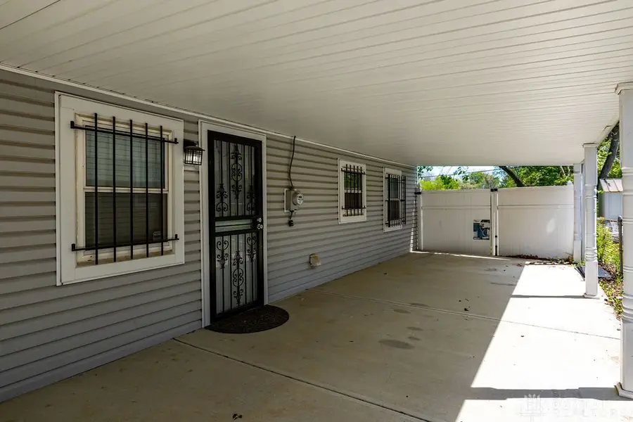 736 Oakleaf Drive, Dayton, OH 45417 - #2