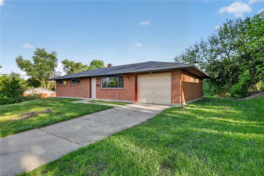 6051 Longford Road, Huber Heights, OH 45424 - #2
