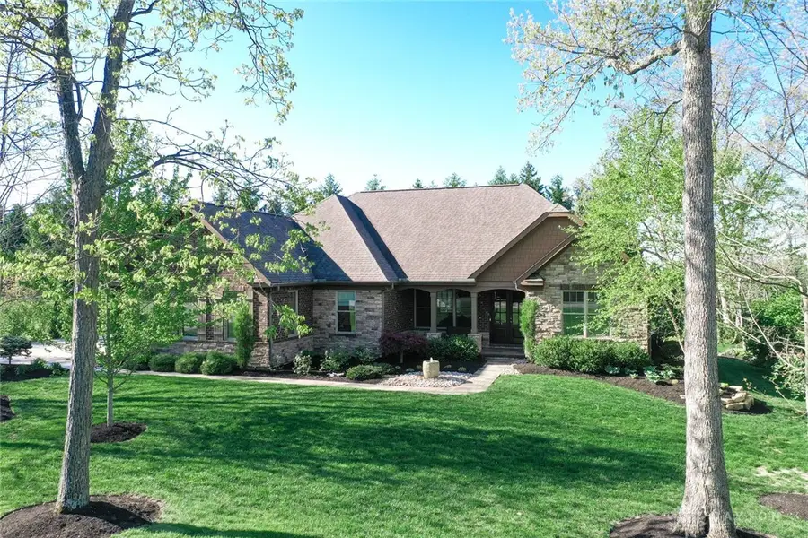 7430 Deep Woods Court, Springboro, OH 45066 - #2