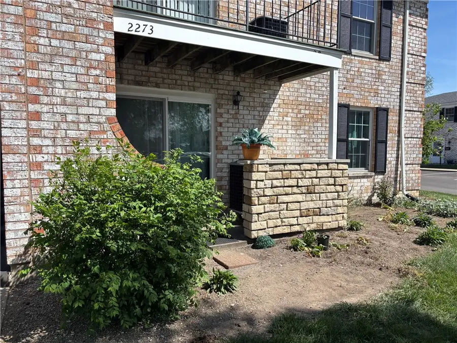 2273 Crew Circle, West Carrollton, OH 45439 - #3