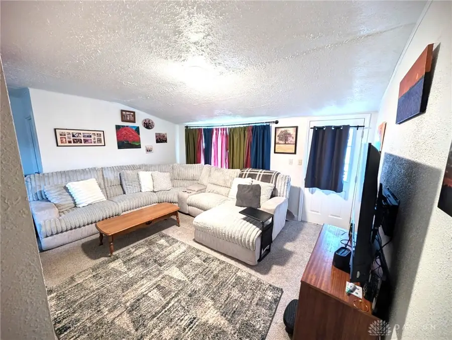 716 S Riverview Avenue, Miamisburg, OH 45342 - #2