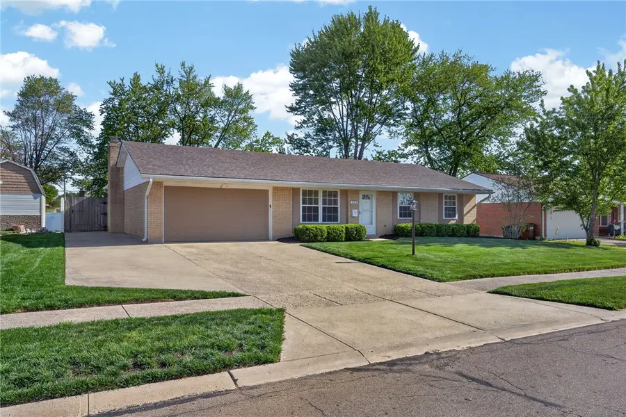 255 Chatham Drive, Fairborn, OH 45324 - #3