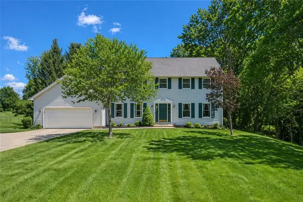 660 W Eva Circle, Springfield Twp, OH 45504