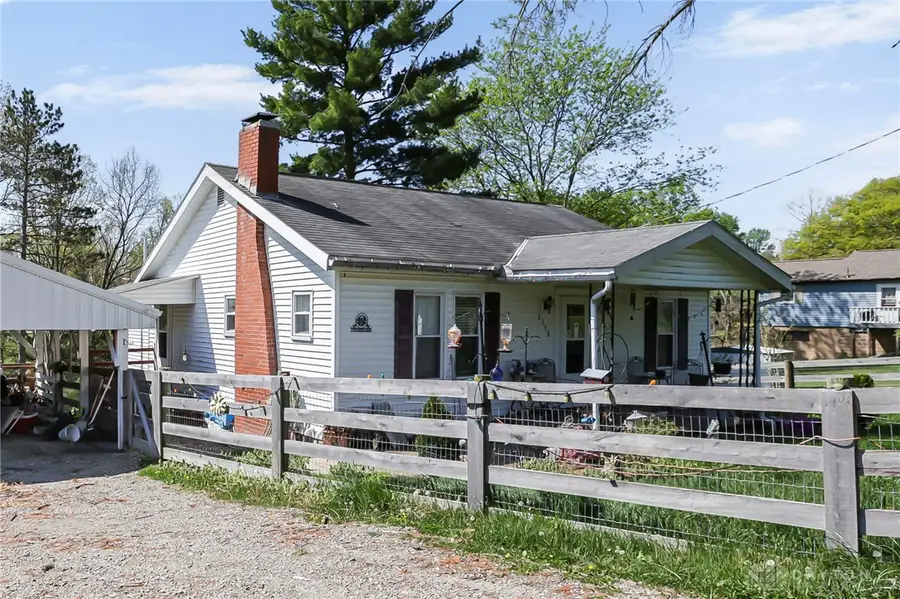 2390 Ridge Road, Zanesville, OH 43701 - #3