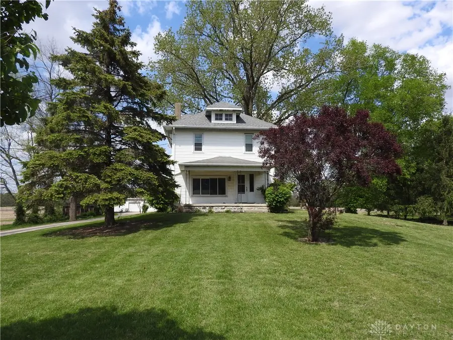 2105 E Loy Road, Piqua, OH 45356 - #2