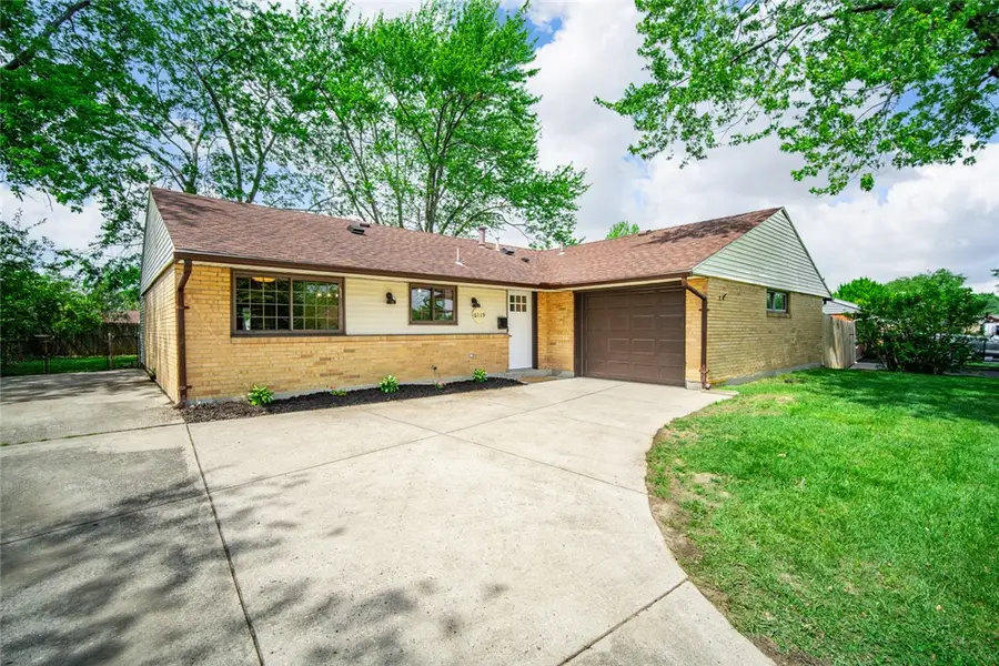 6119 Rosebury Drive, Huber Heights, OH 45424 - #2