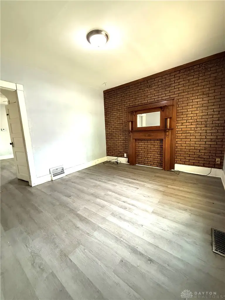 215 Heaton Avenue, Dayton, OH 45410 - #2