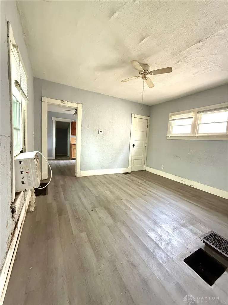 215 Heaton Avenue, Dayton, OH 45410 - #3